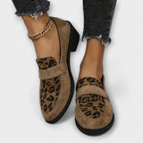 Elegantes zapato de mujer con estampado de leopardo